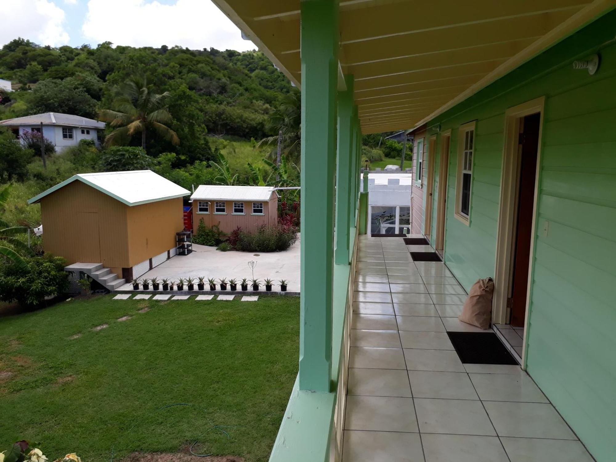 Apartment Unforgetable Gardens Falmouth Harbour Bagian luar foto